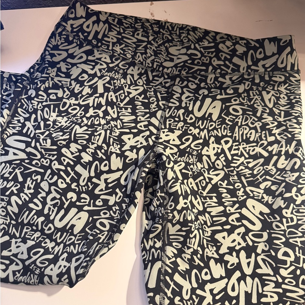 Under Armour Black and White Text Print Leggings